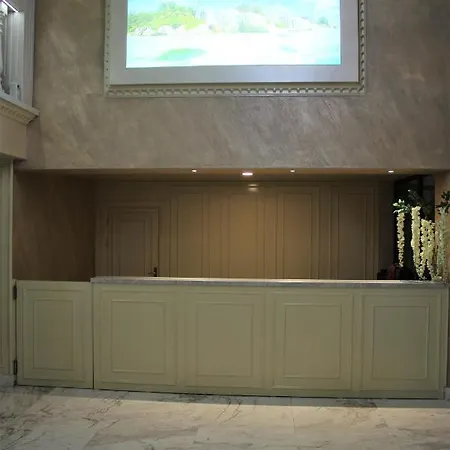 Valencia Gardens Luxury Διαμέρισμα Νεσέμπαρ