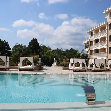 Valencia Gardens Luxury Apartment Nesebar