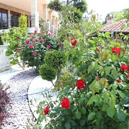 Valencia Gardens Luxury *