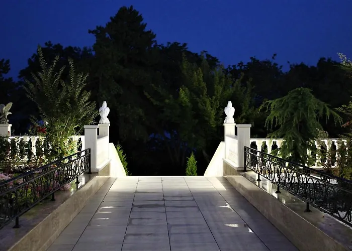 Valencia Gardens Luxury Apartman *