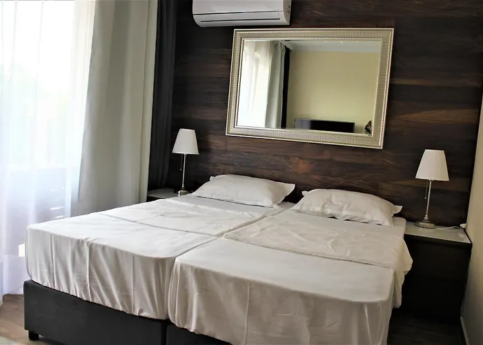 Valencia Gardens Luxury