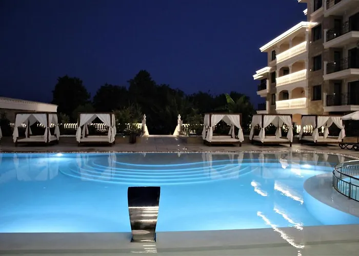 Valencia Gardens Luxury