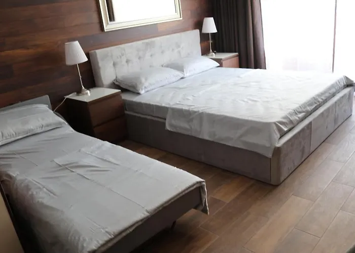 Valencia Gardens Luxury Апартамент