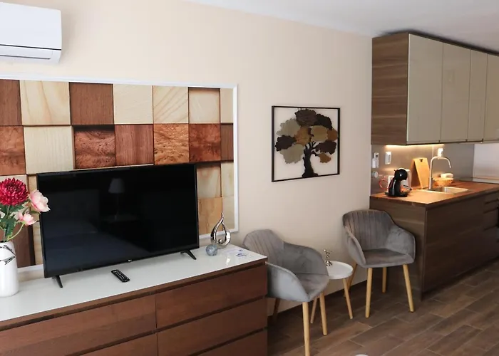 Valencia Gardens Luxury Несебър