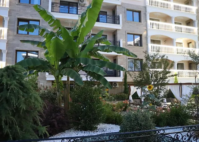 Valencia Gardens Luxury 아파트 *